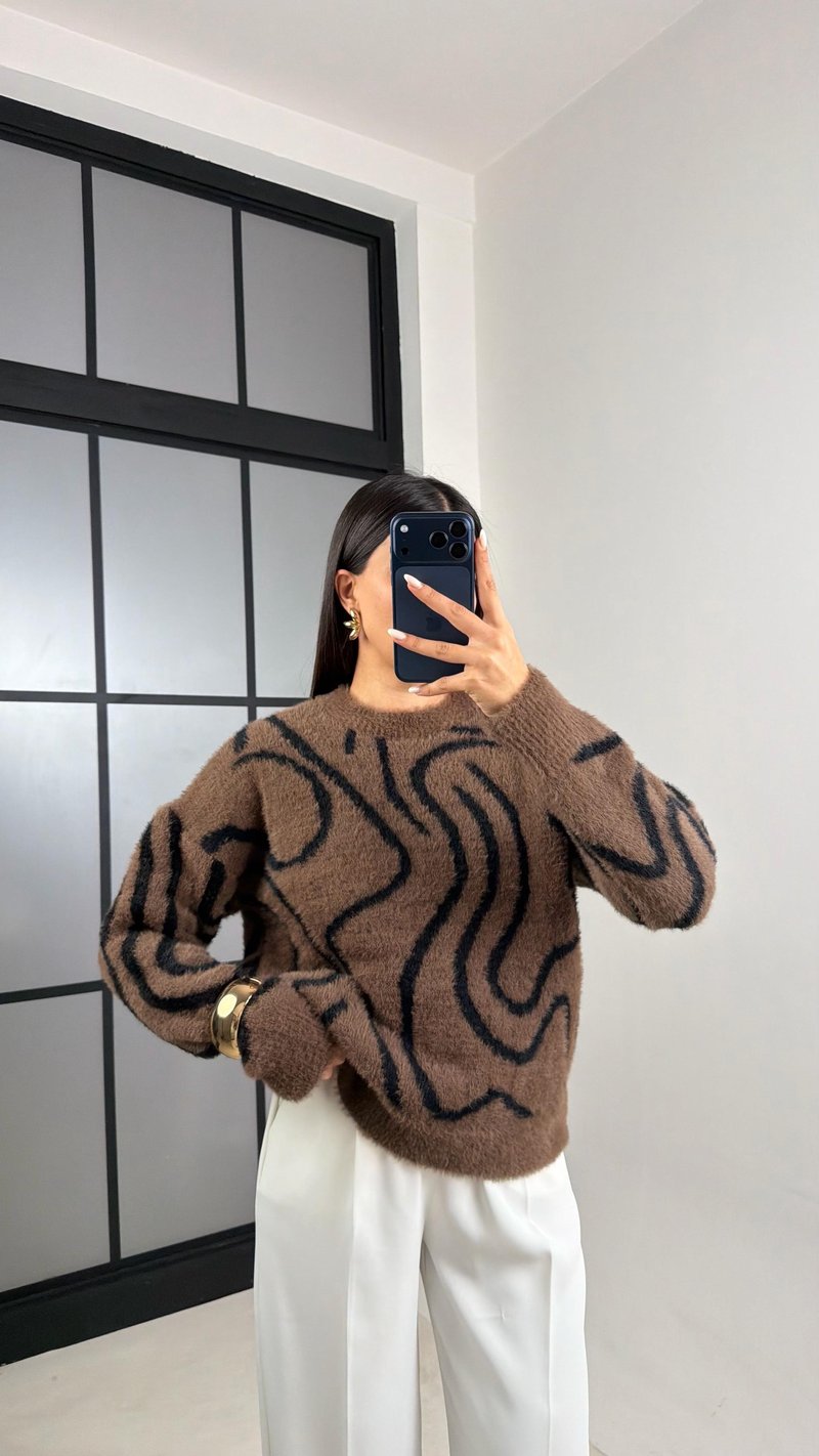 Kahve Desenli Yumuşak Dokulu Tasarım Kazak GAUS-00655