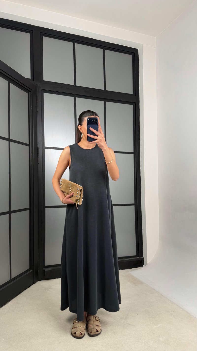 Füme Sıfır Kol Basic Modal Kumaş Elbise GAUS-01329