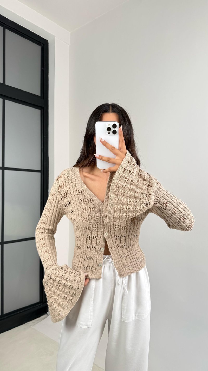 Vizon Kolu Volanlı Triko Hırka GAUS-0081