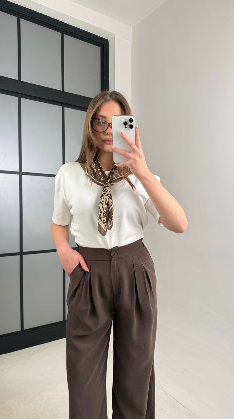 Acı Kahve Beli Lastikli Pile Detaylı Tencel Pantolon GAUS-00995