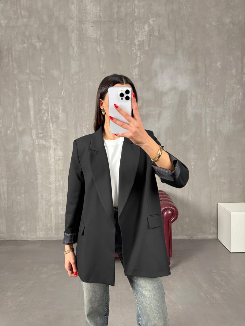 Vena Black Lined Stingray Blazer Jacket