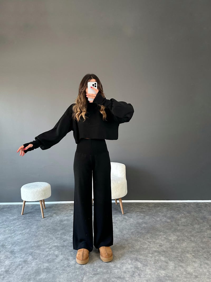 Li Siyah Crop Pantolon Triko Takım