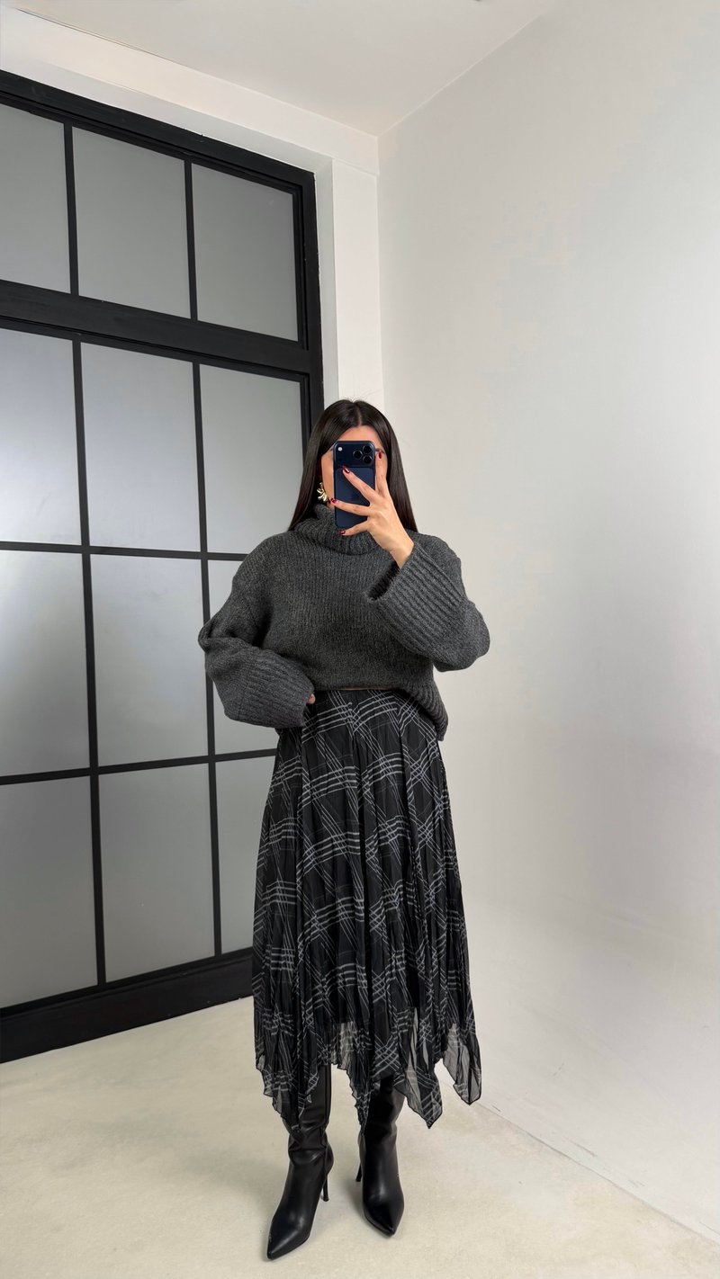 Siyah Ekose Desenli Astarlı Şifon Etek GAUS-00725