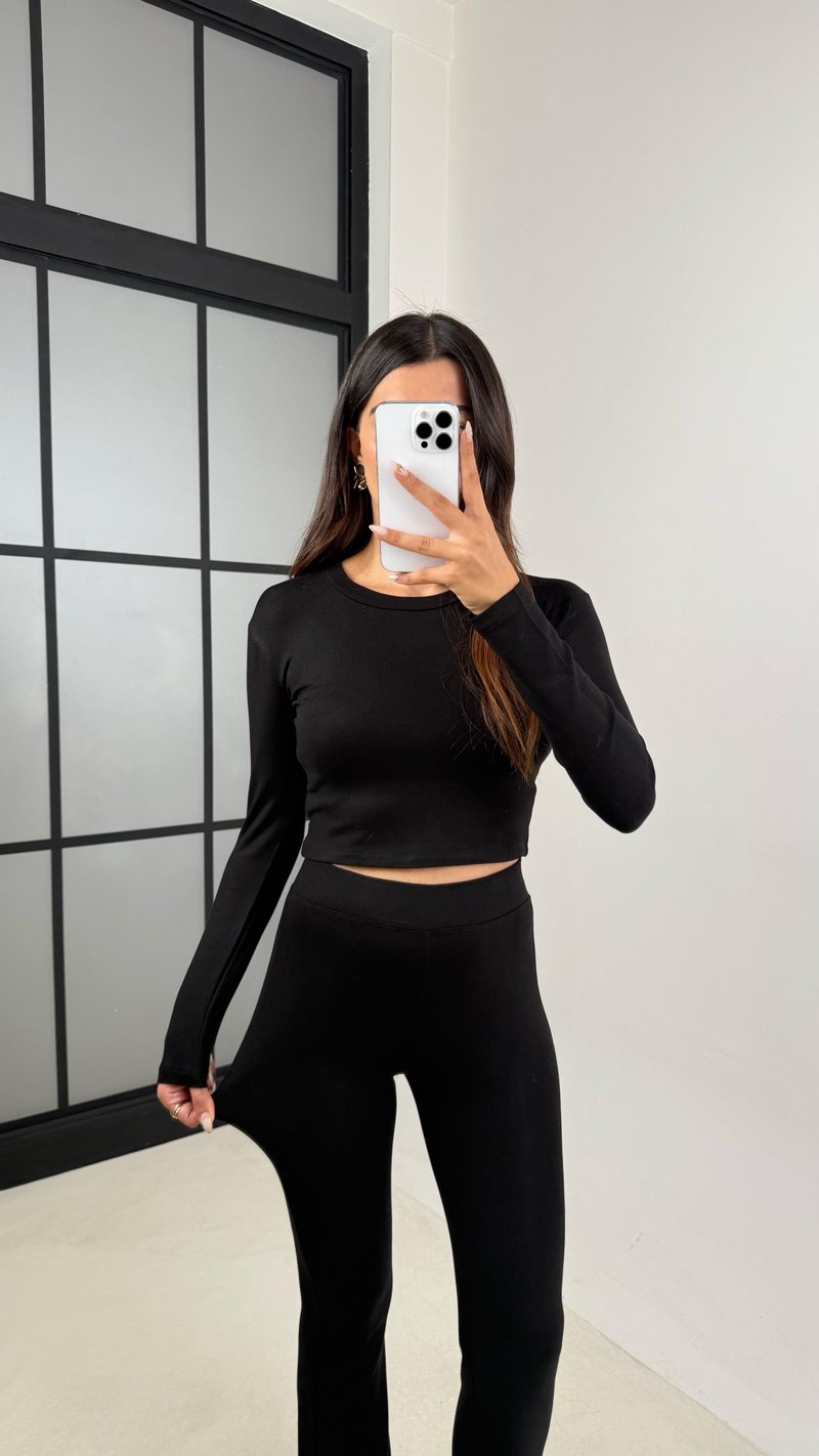 Siyah Bisiklet Yaka Bluz Beli Lastikli Pantolon İkili Yumuşak Likralı Takım GAUS-00111
