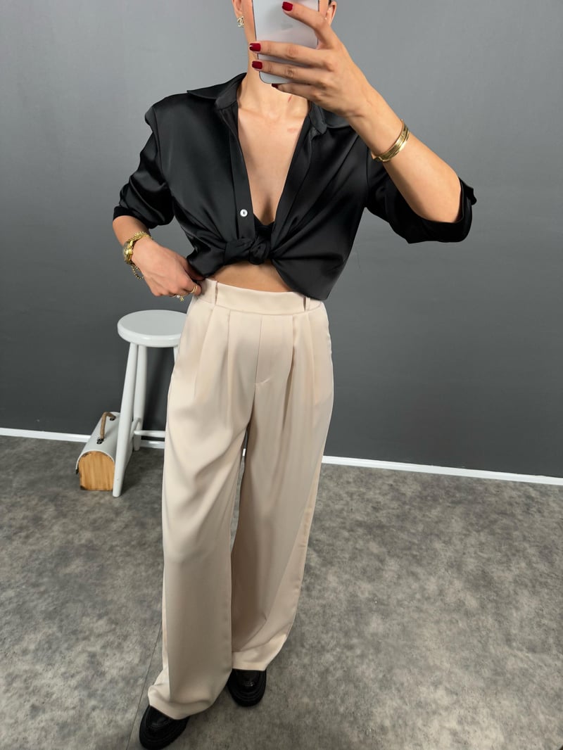 Rita Bej Beli Lastikli Cep Detaylı Saten Pantolon