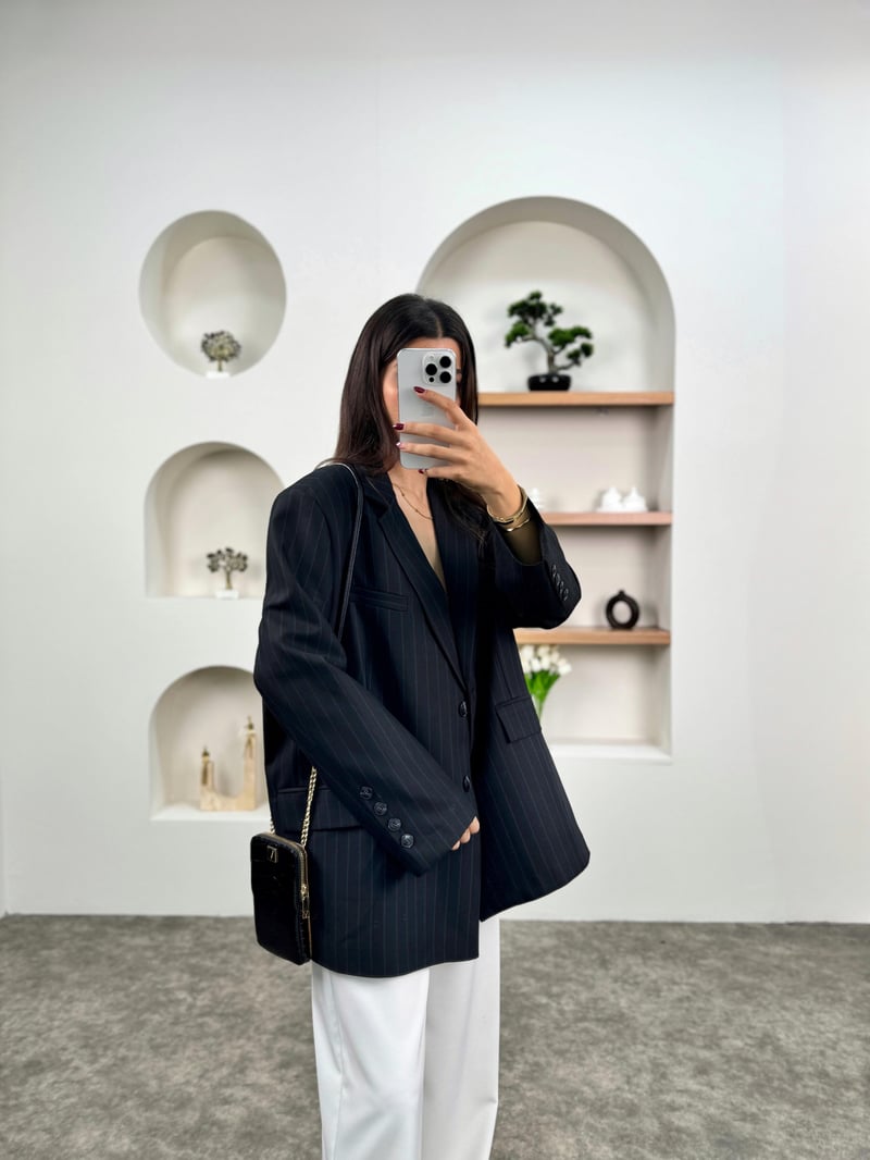 Anna Lacivert Çizgili Astarlı Blazer Ceket