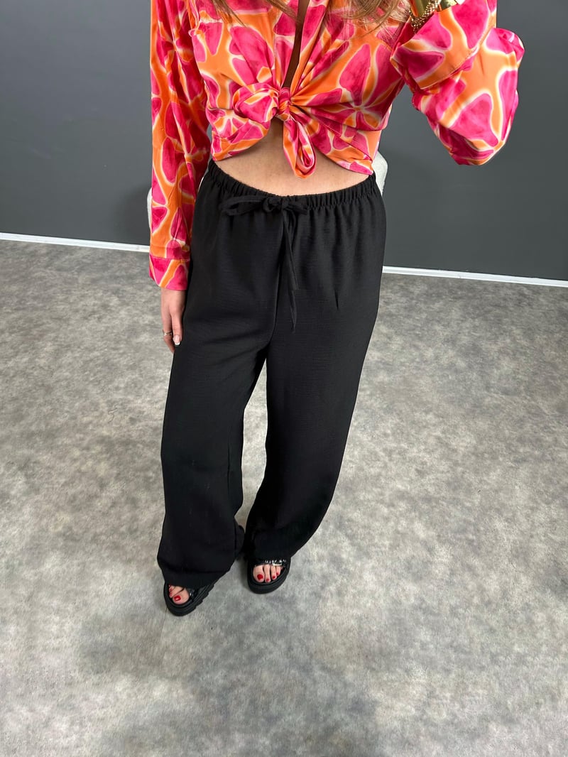 Nun Siyah Keten Beli Lastikli Pantolon