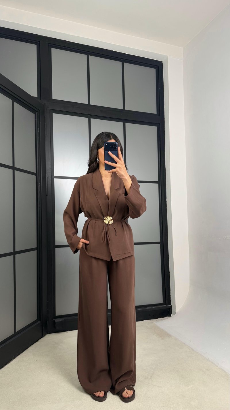 Kahve Broş Detaylı Kimono Beli Lastikli Pantolon Takım GAUS-01345