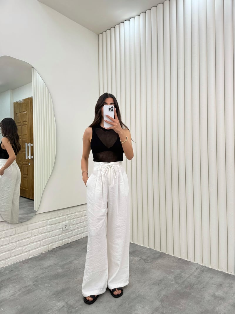 Beyaz Çift Kuşaklı Tensel Kırışık Kumaş Palazzo Pantolon Gaus00302
