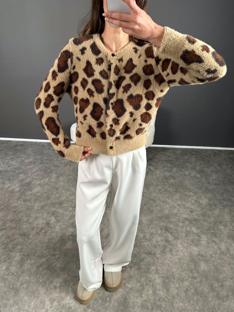 Leopar Yumuşak Dokulu Hırka 