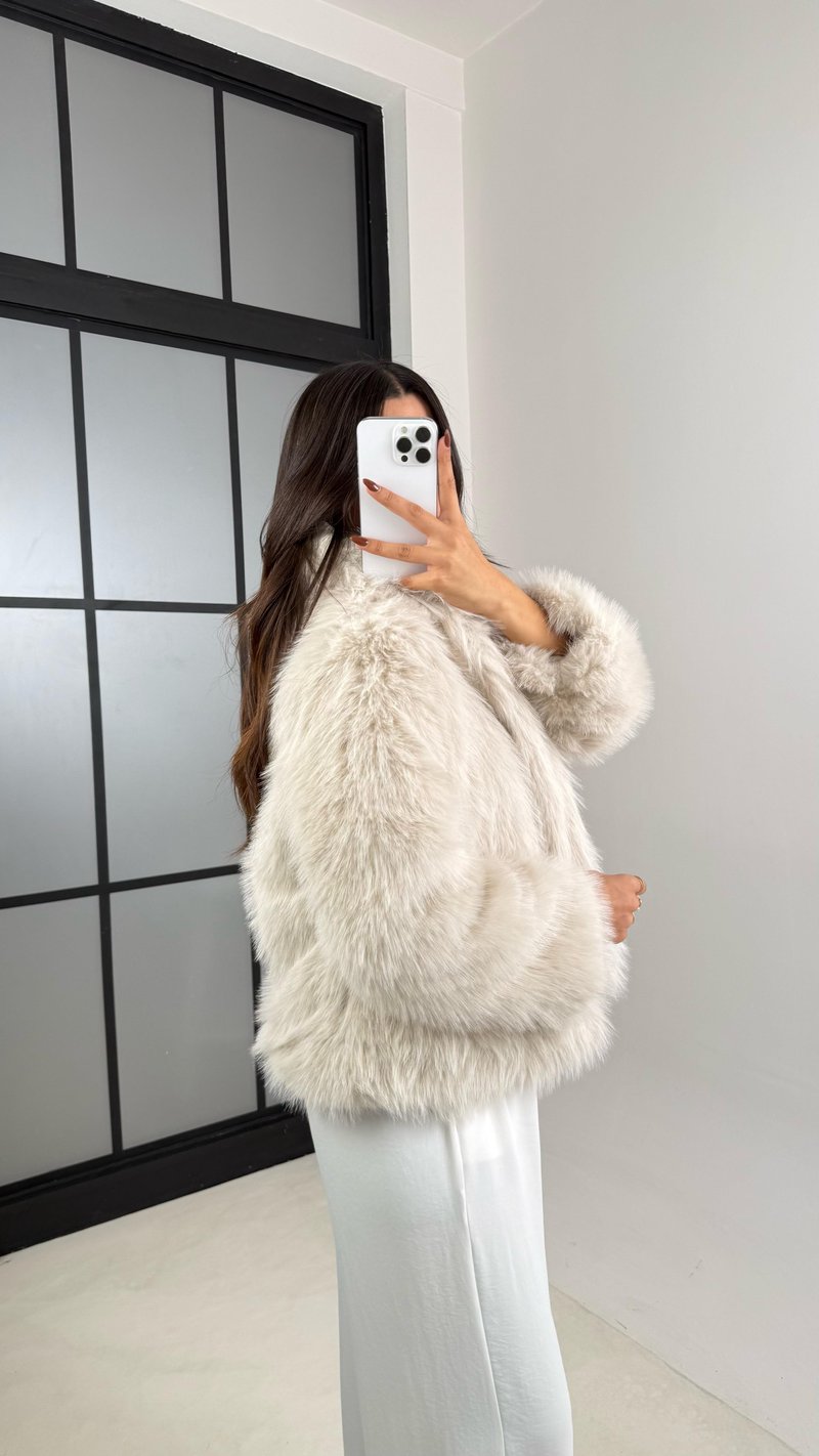 Taş Yakalı Astarlı Premium Kürk GAUS-00470