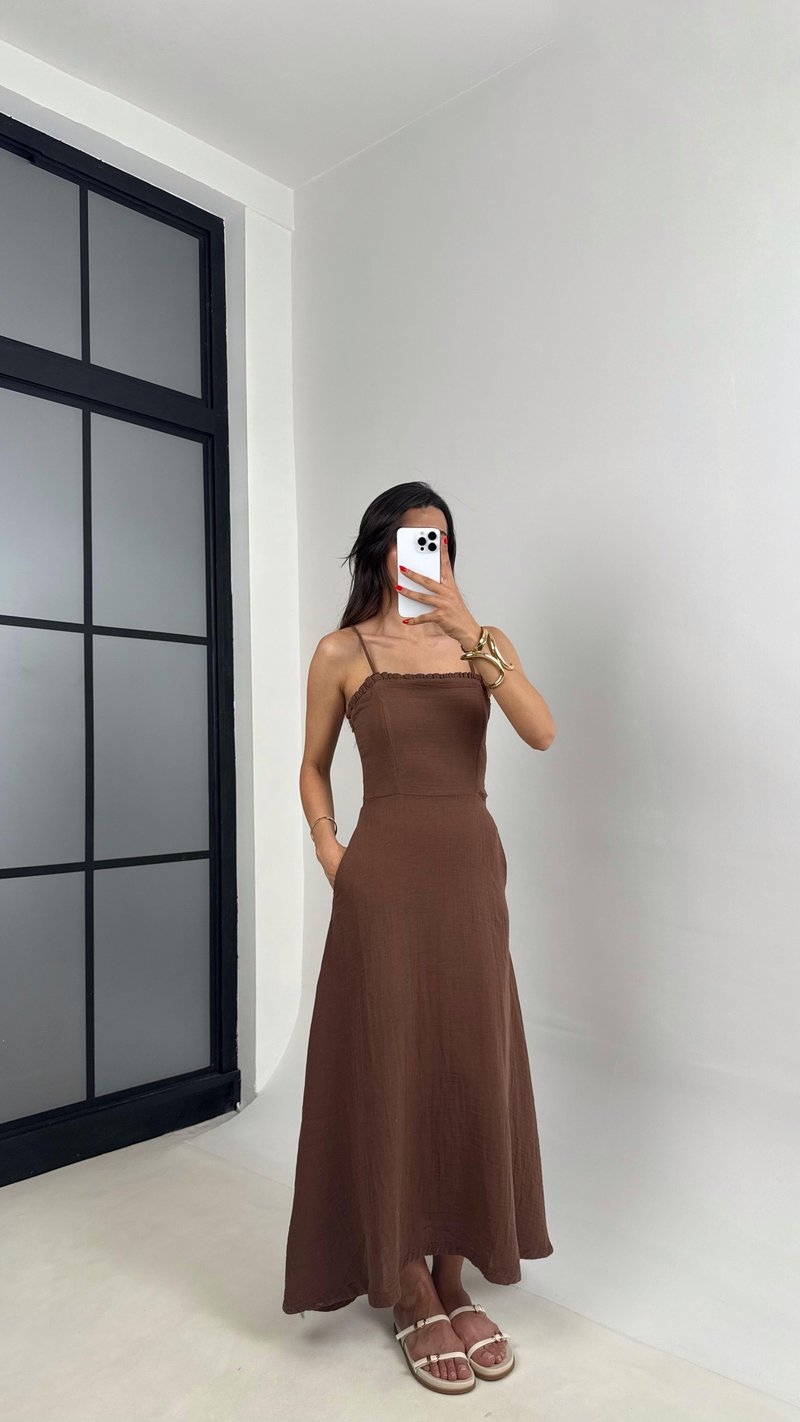 Kahve Ayarlanabilir Askılı Cepli Müslin Elbise Gaus00519