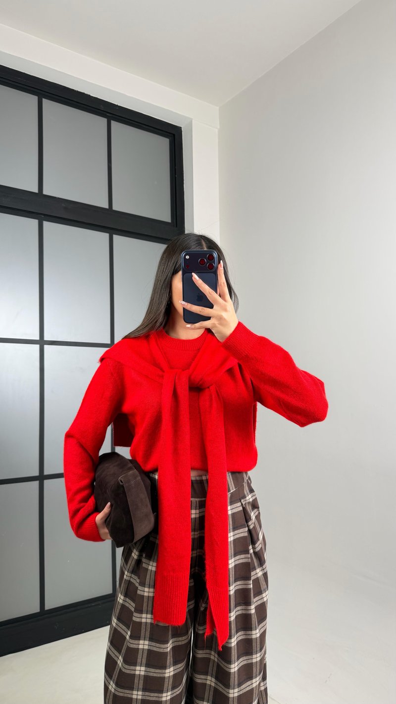 Kırmızı Şal Detaylı Triko Kazak GAUS-00862