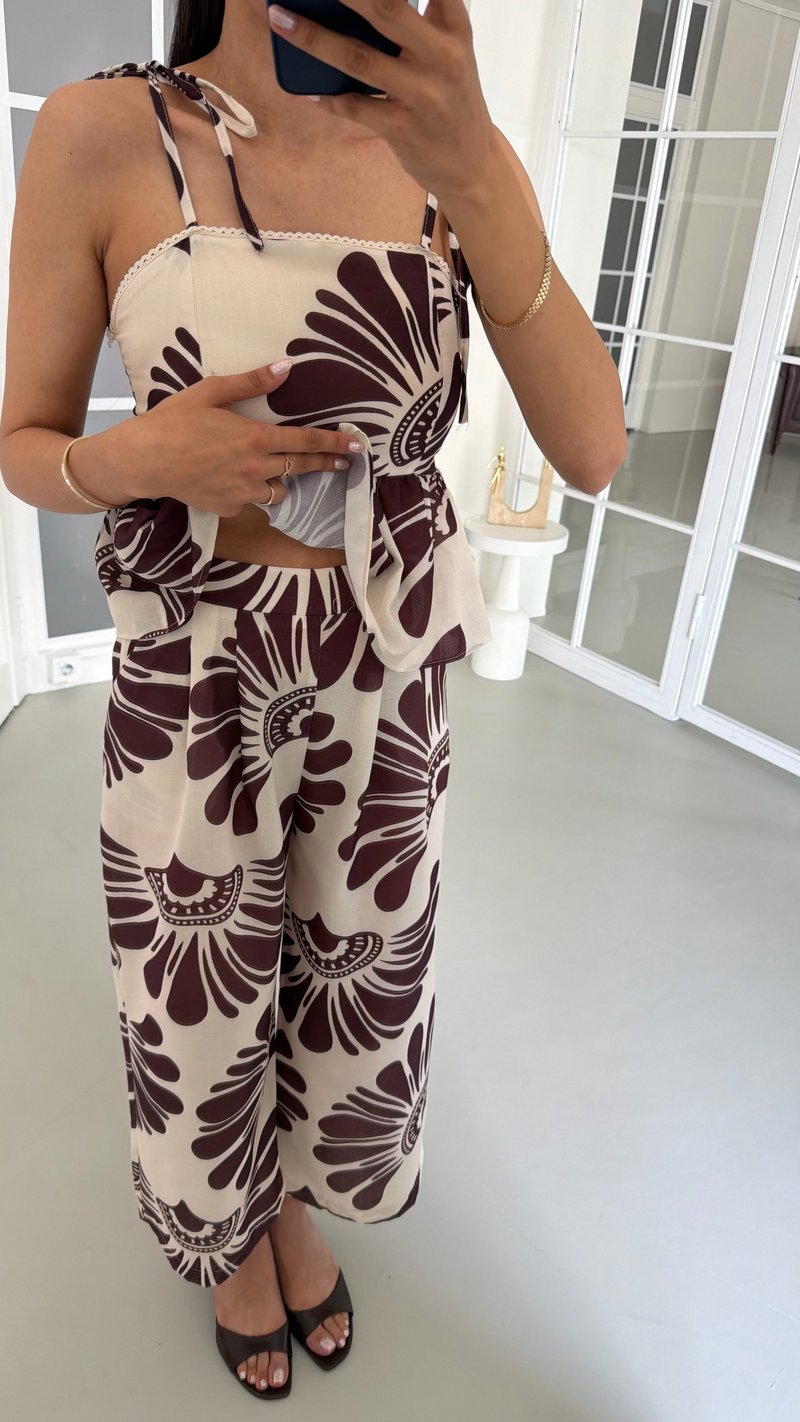 Kahve Ayarlanabilir Askılı Beli Lastikli Crop Pantolon İkili Desenli Takım GAUS-01749