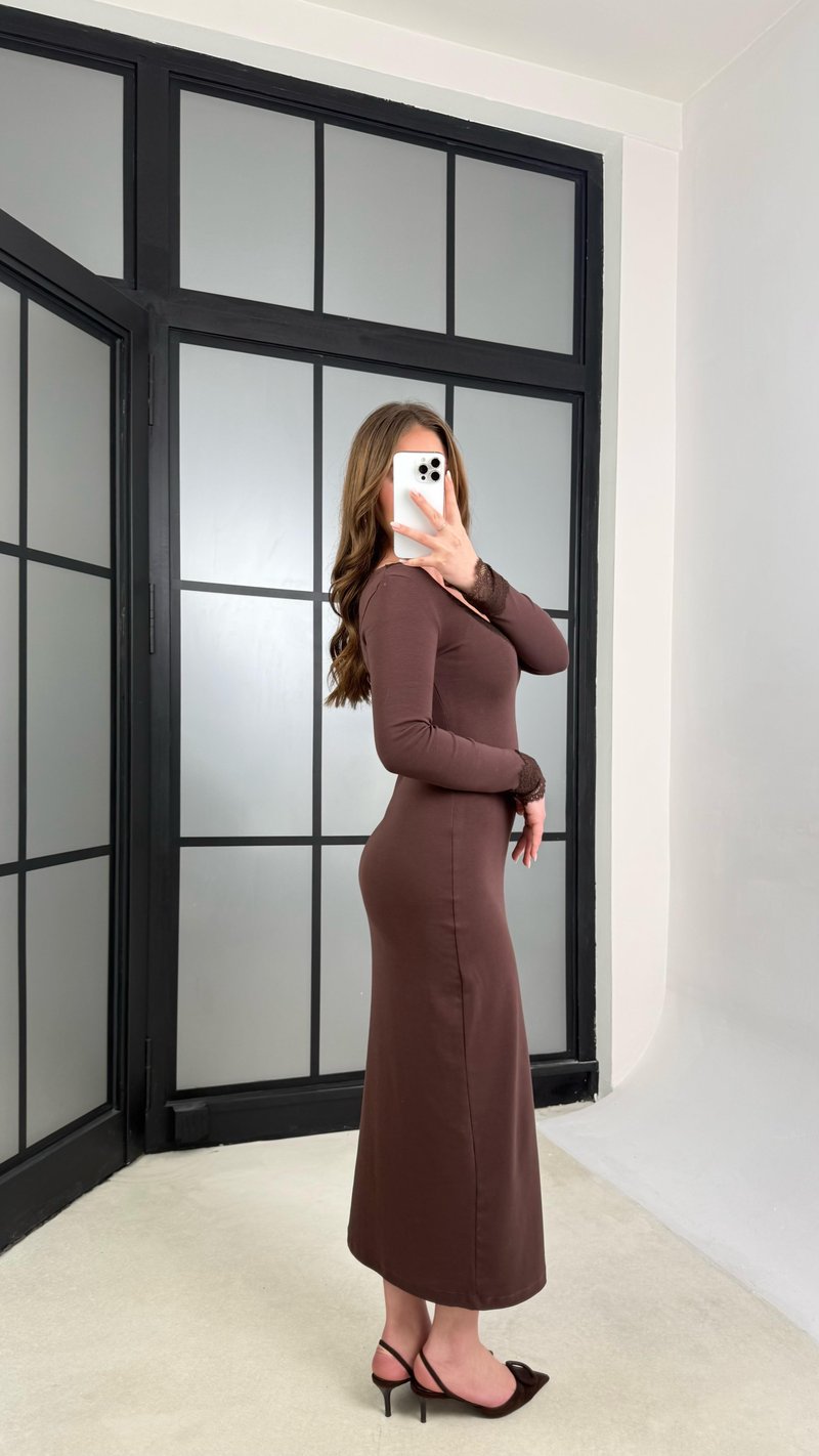Kahve Dantel Detaylı Likralı Elbise GAUS-01190