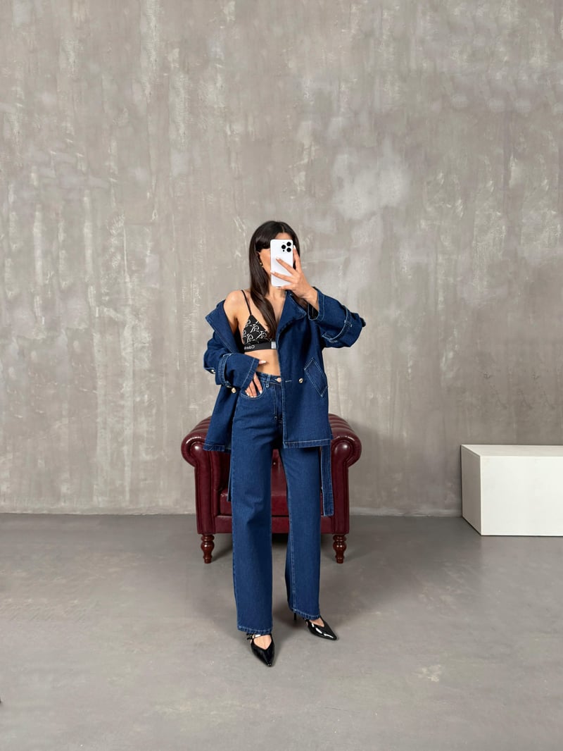 Benji Koyu Mavi Düğme Detaylı Kuşaklı Tasarım Denim Takım 
