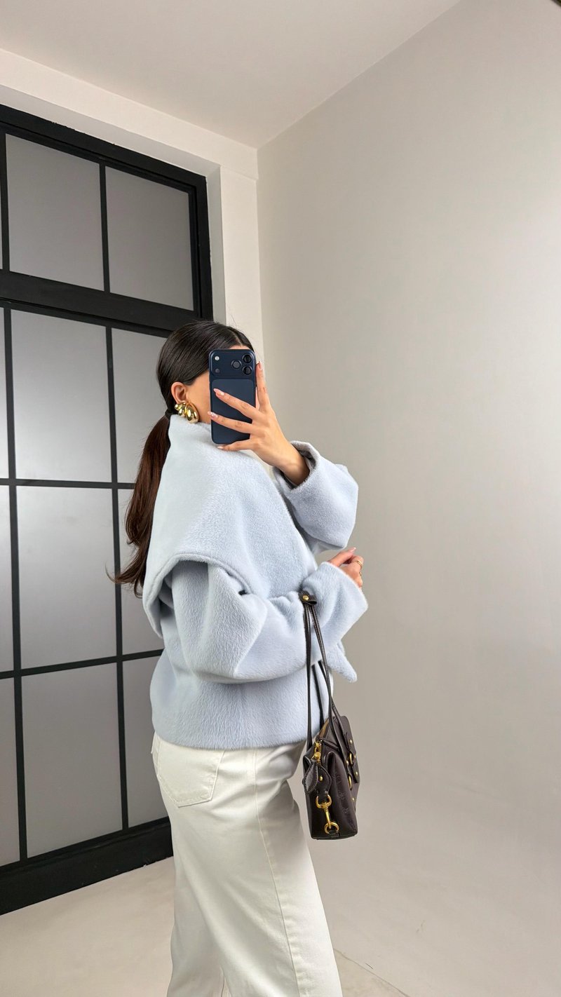 Mavi Fiyonk Düğmeli Astarlı Şal Detaylı Kaşe Ceket GAUS-00885