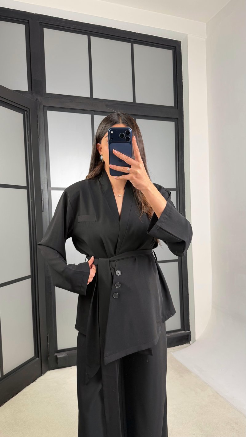 Siyah Vatkalı Düğme Detaylı Belden Kuşaklı Ceket Beli Lastikli Pantolon Tencel Takım GAUS-01195