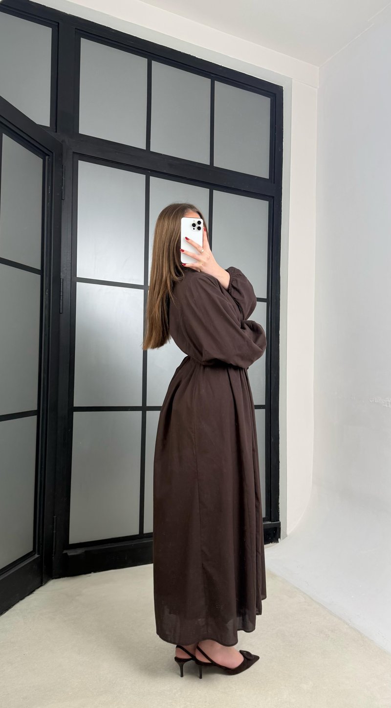 Kahve Düğme Detaylı Kuşaklı Vual Kumaş Elbise GAUS-01263
