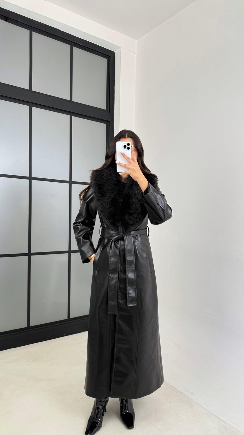 Siyah Yakası Kürklü Astarlı Deri Kaban GAUS-00685