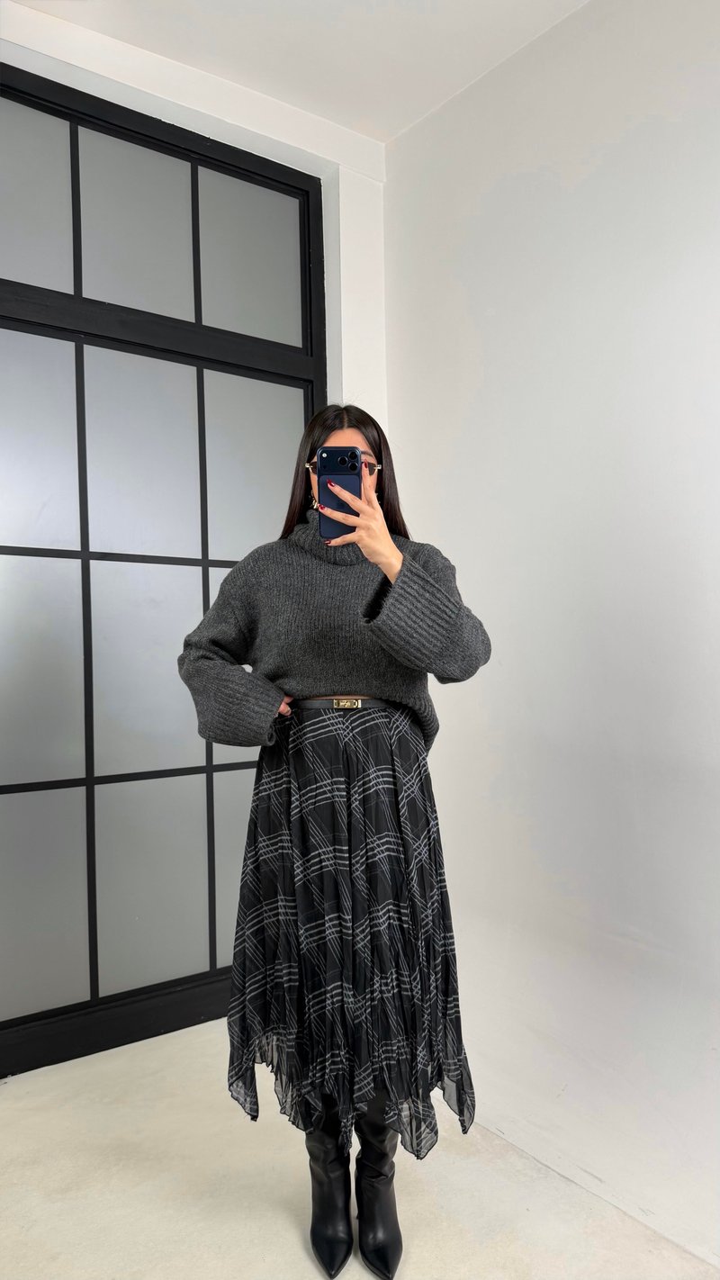 Siyah Ekose Desenli Astarlı Şifon Etek GAUS-00725