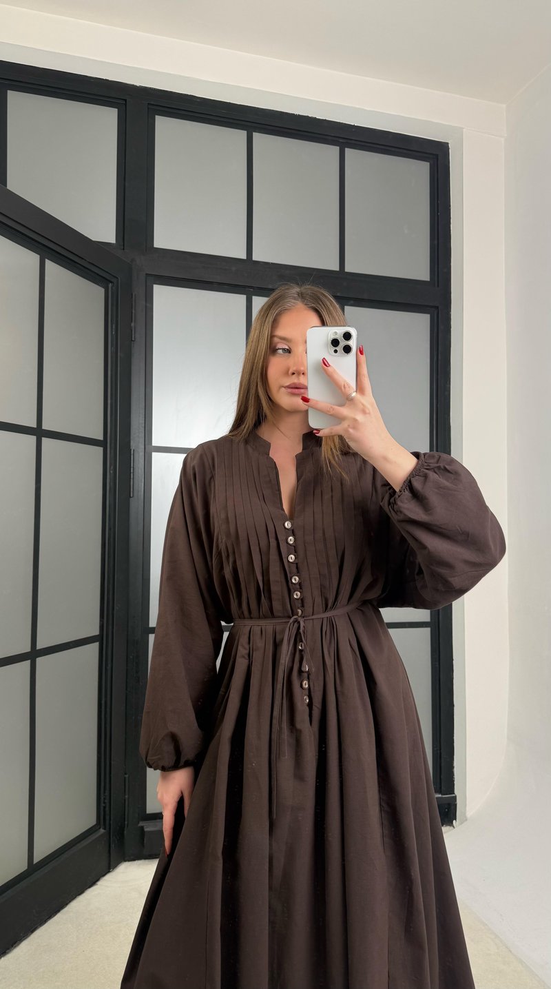 Kahve Düğme Detaylı Kuşaklı Vual Kumaş Elbise GAUS-01263