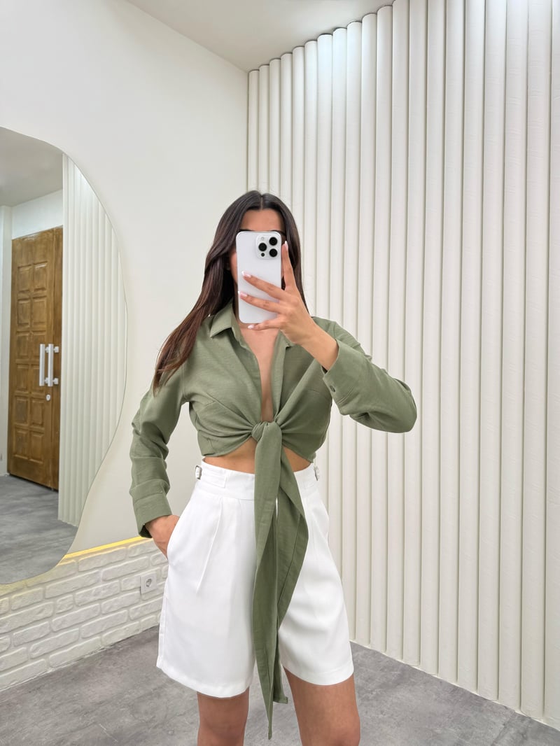 Beyaz Beli Kemerli ZR Model Cepli Şort Gaus00318