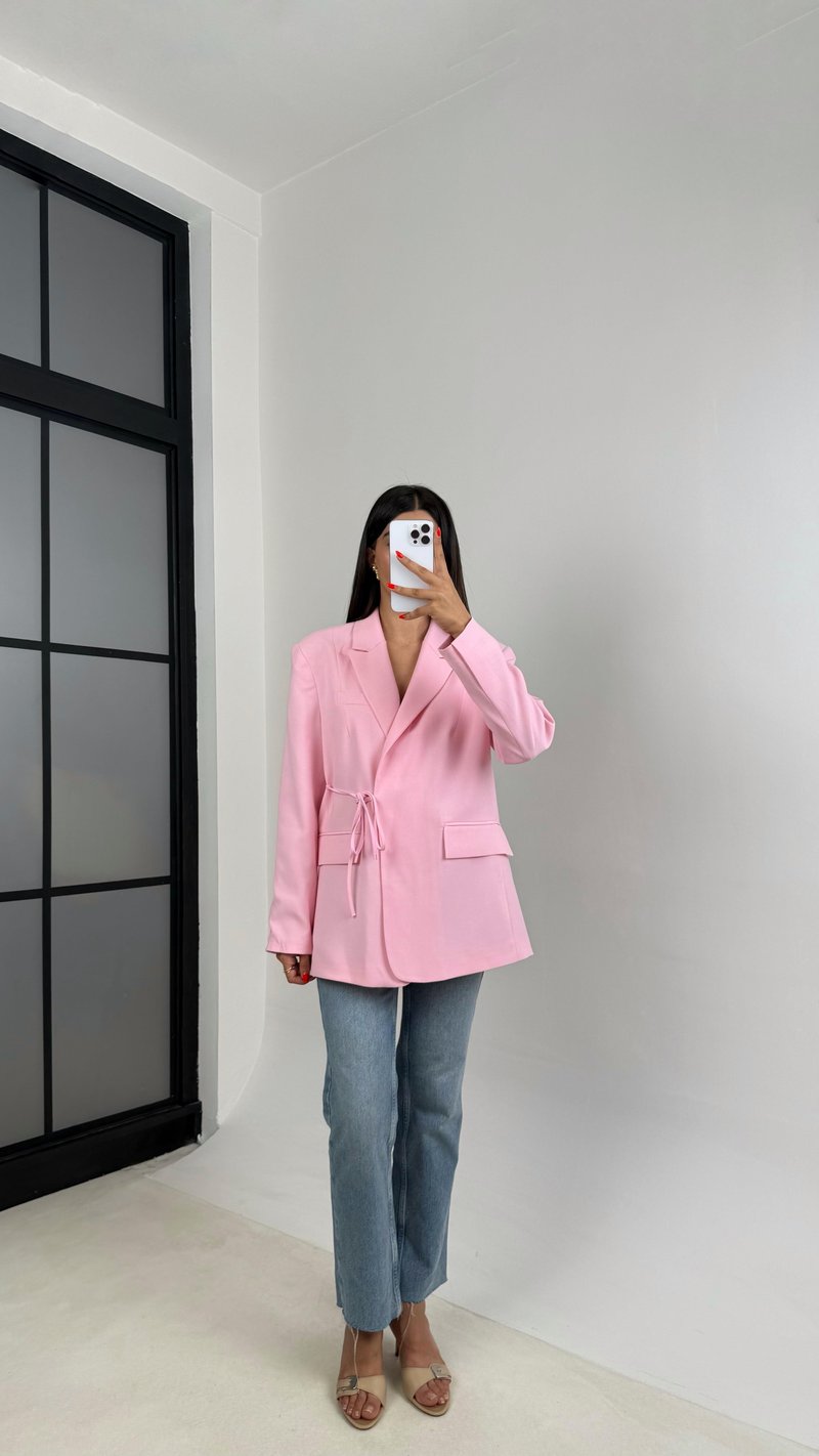 Pembe Astarlı Vatkalı Önden Bağlama Detaylı  Blazer Ceket GAUS-0068
