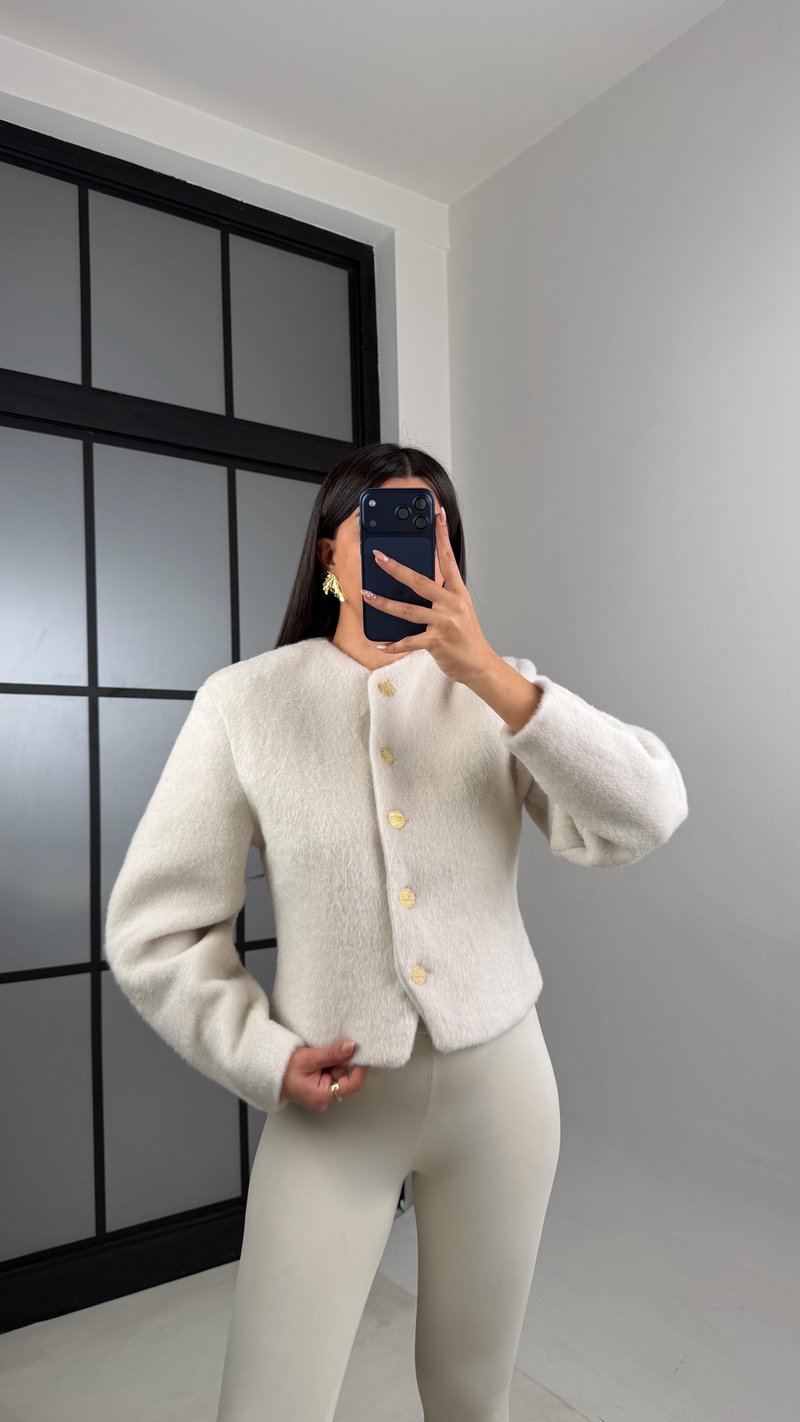 Krem Gold Düğmeli Belden Oturtma Kaşe Ceket GAUS-00849