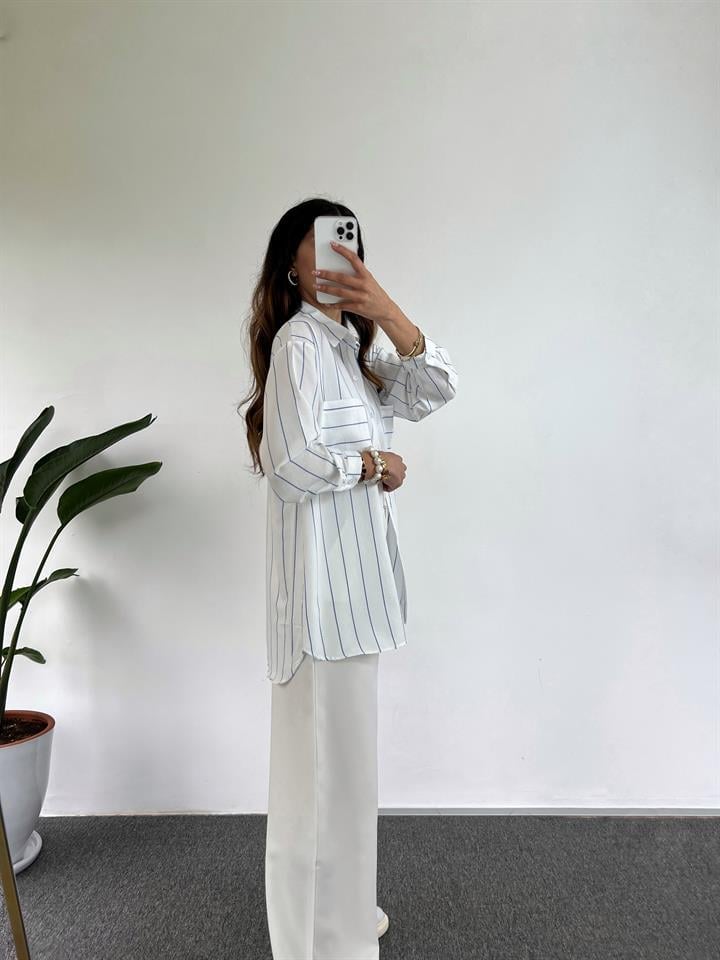 Beyaz Mavi Çizgili Cepli Oversize Gömlek 