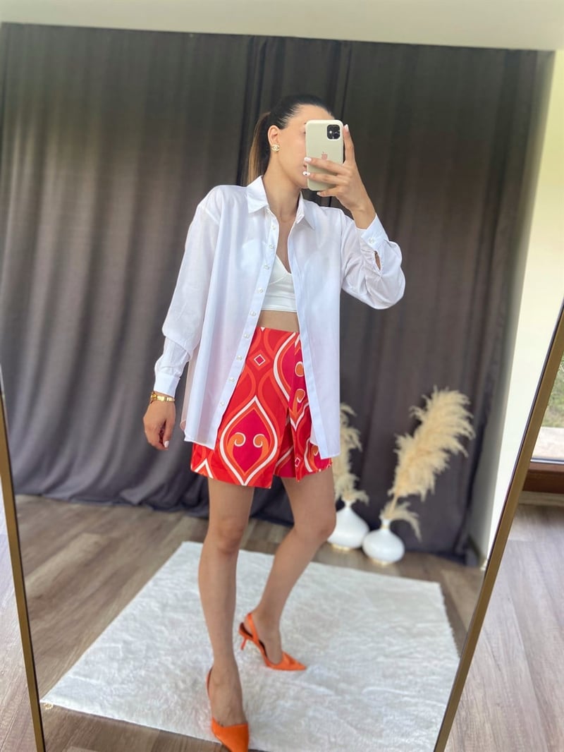 Beyaz Oversize Gömlek 