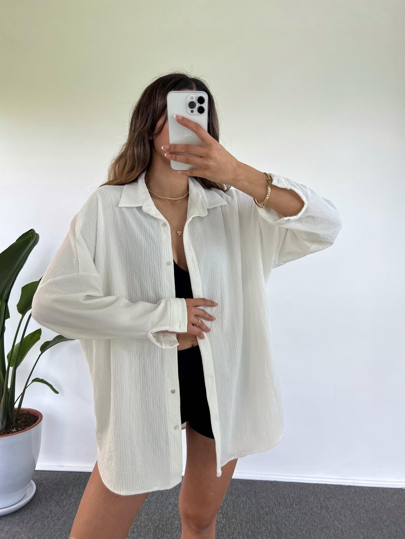 Beyaz Oversize Krinkıl Gömlek 
