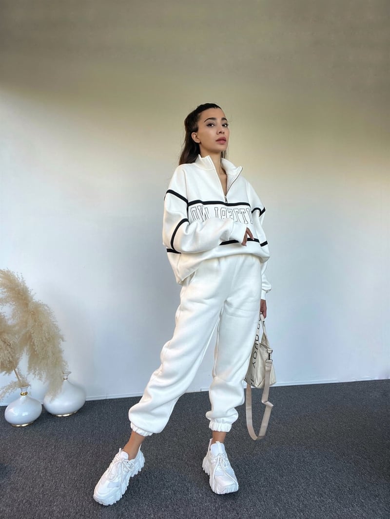 Beyaz Oversize Sweatshirt 