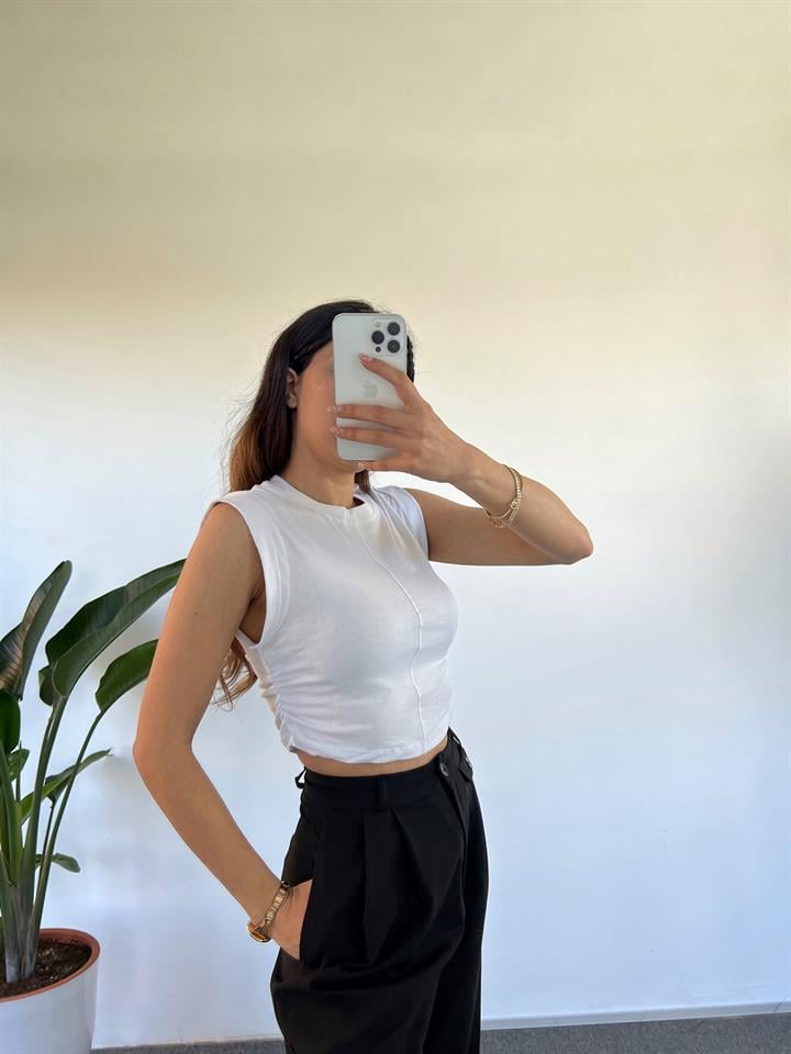Beyaz Yanları Büzgülü Basic Crop 