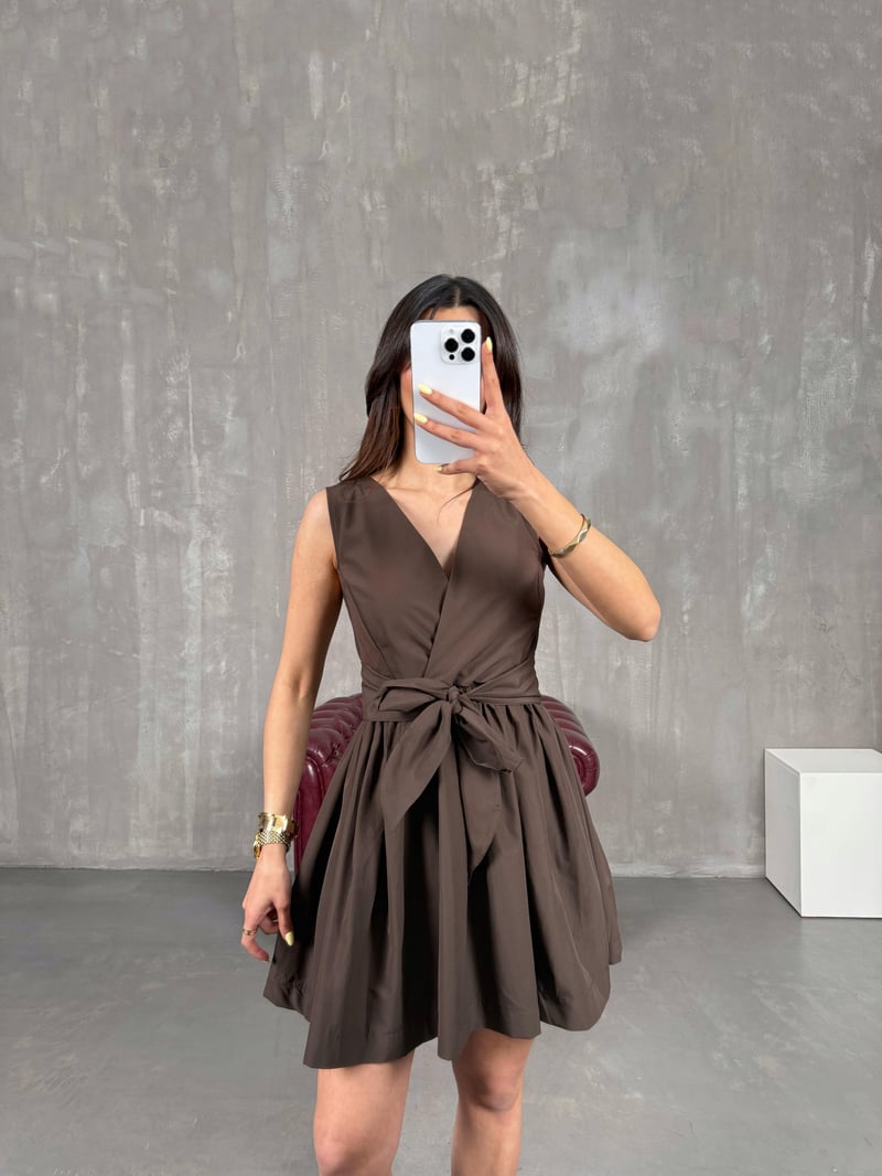 Brown V-Neck Belted Dress Gaus00137