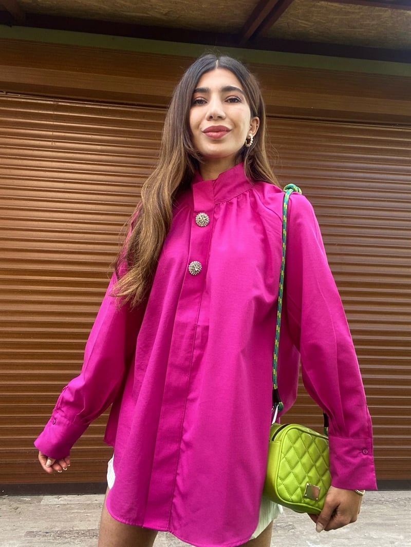Broşlu Hakim Yaka Oversize Pembe Gömlek
