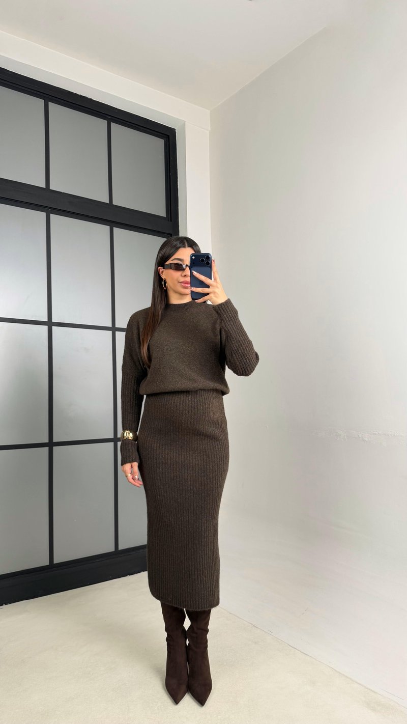 Acı Kahve Yumuşak Dokulu Triko Elbise GAUS-01083