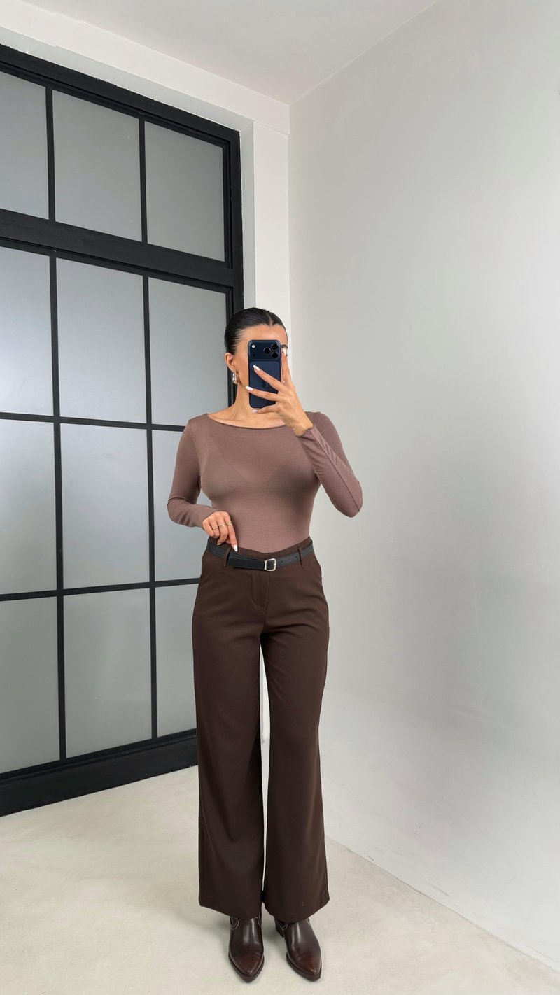 Acı Kahve Kemerli Paça Detaylı Kumaş Pantolon GAUS-00553