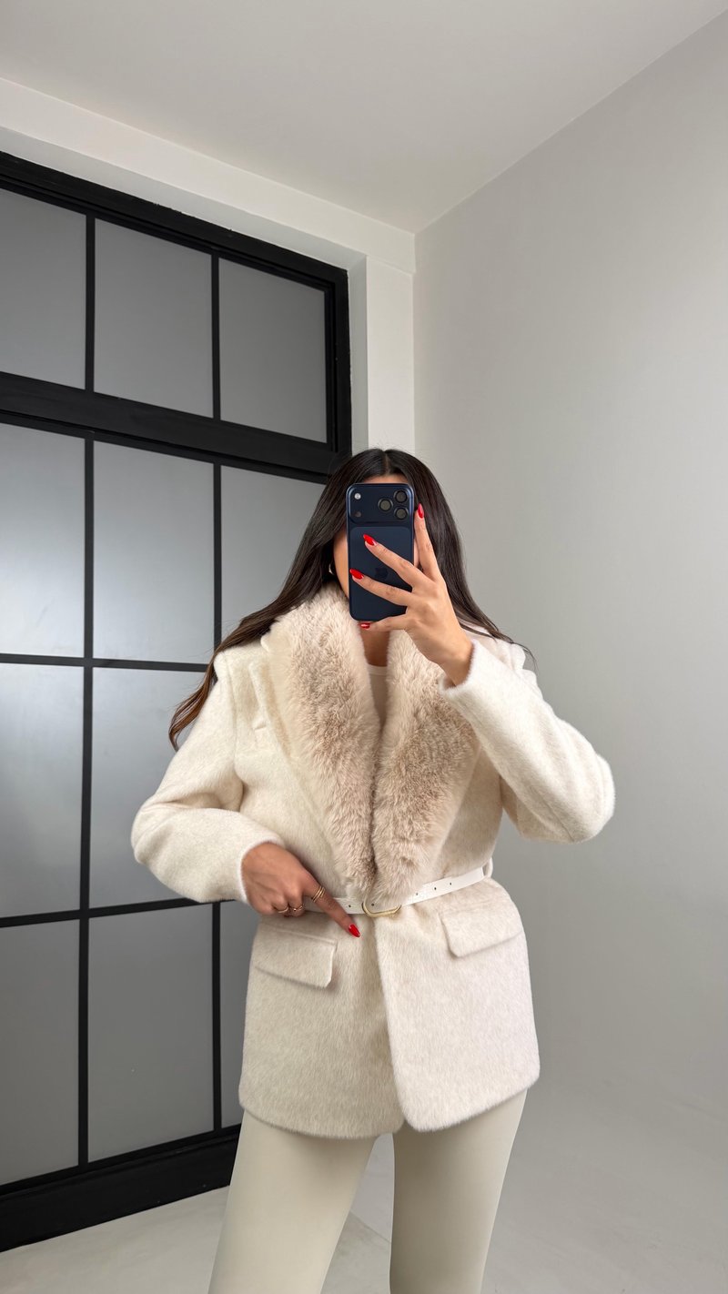 Taş Astarlı Kemerli Premium Kürk Ceket GAUS-00936