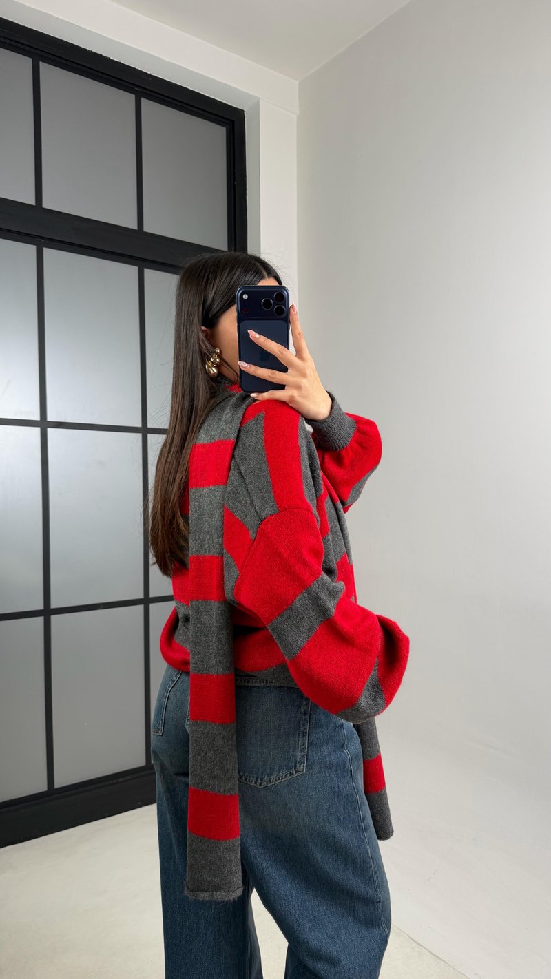 Kırmızı Şeritli Atkı Detaylı Triko Hırka GAUS-00865