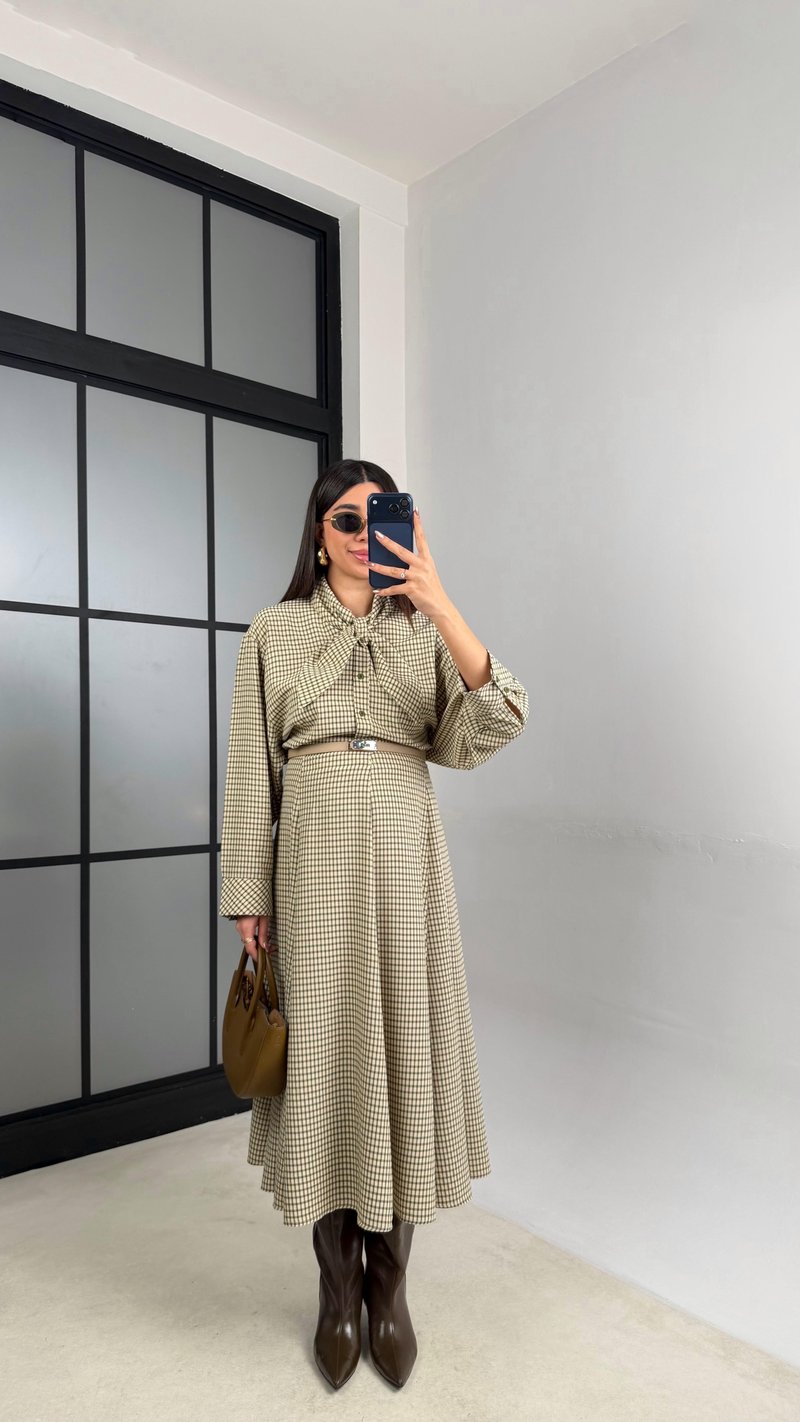 Yeşil Fular Detaylı Gömlek Etek İkili Ekoseli Takım GAUS-00980