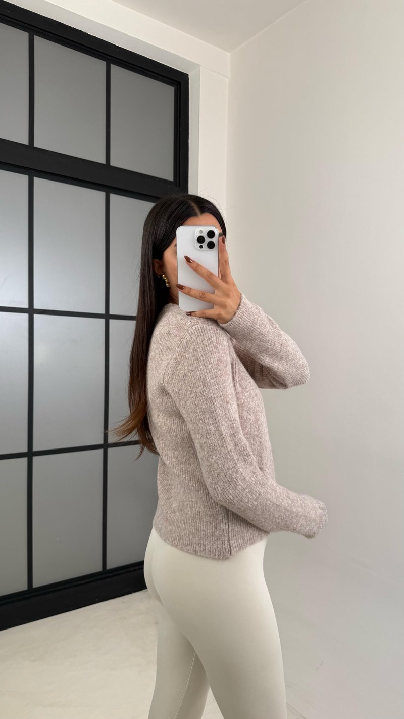 Bej Düğmeli Triko Hırka GAUS-00224
