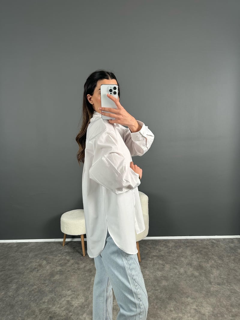 Min Beyaz Oversize Gizli Düğmeli Gömlek