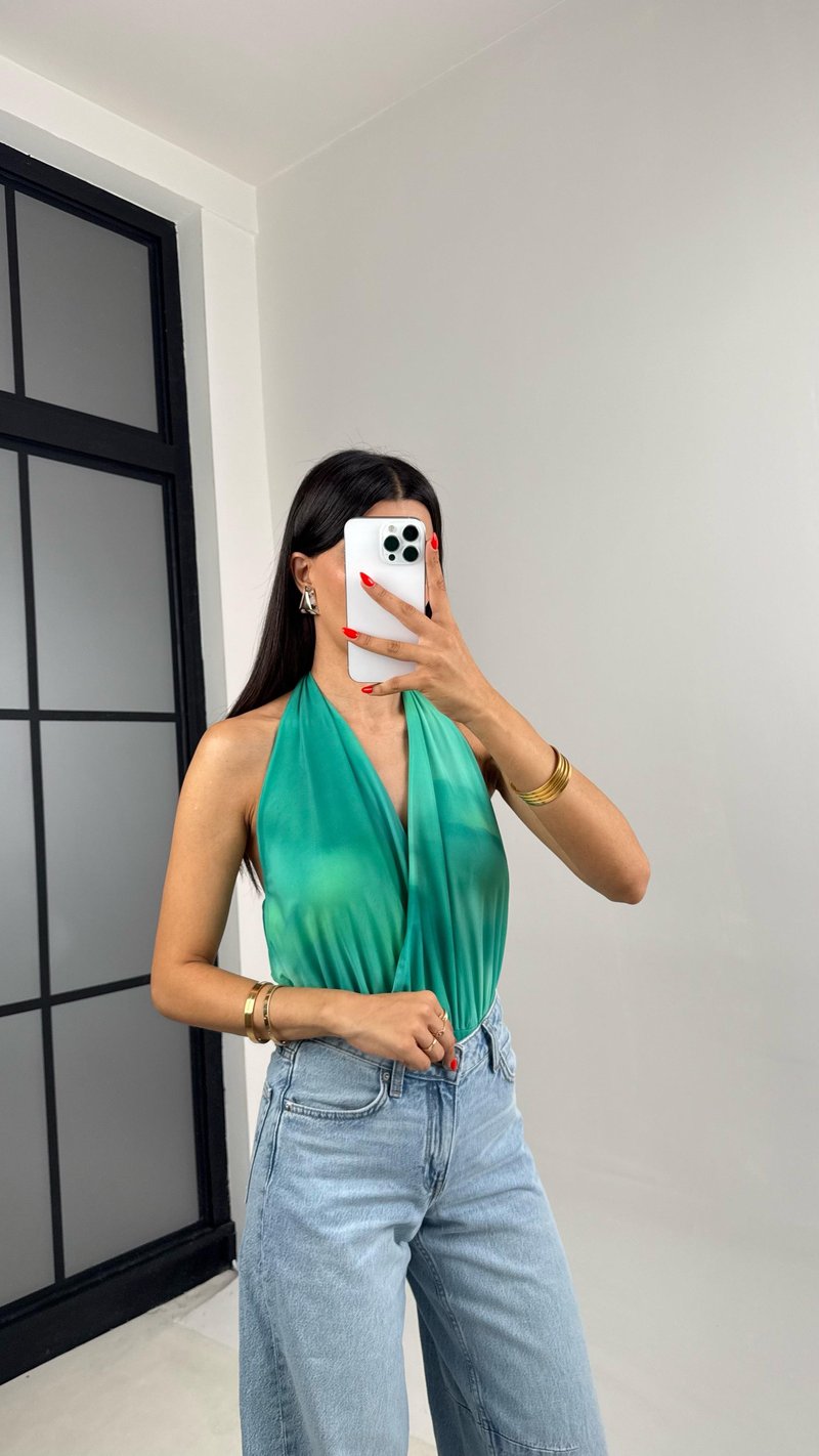 Yeşil Çapraz Askılı Dekolteli Premium Bodysuit GAUS-0022