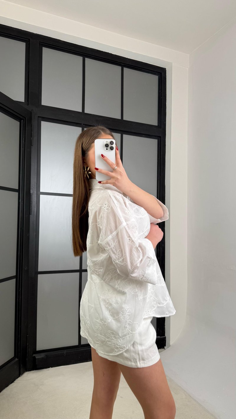 Ekru Çiçek Nakışlı Pinterest Gömlek GAUS-01268