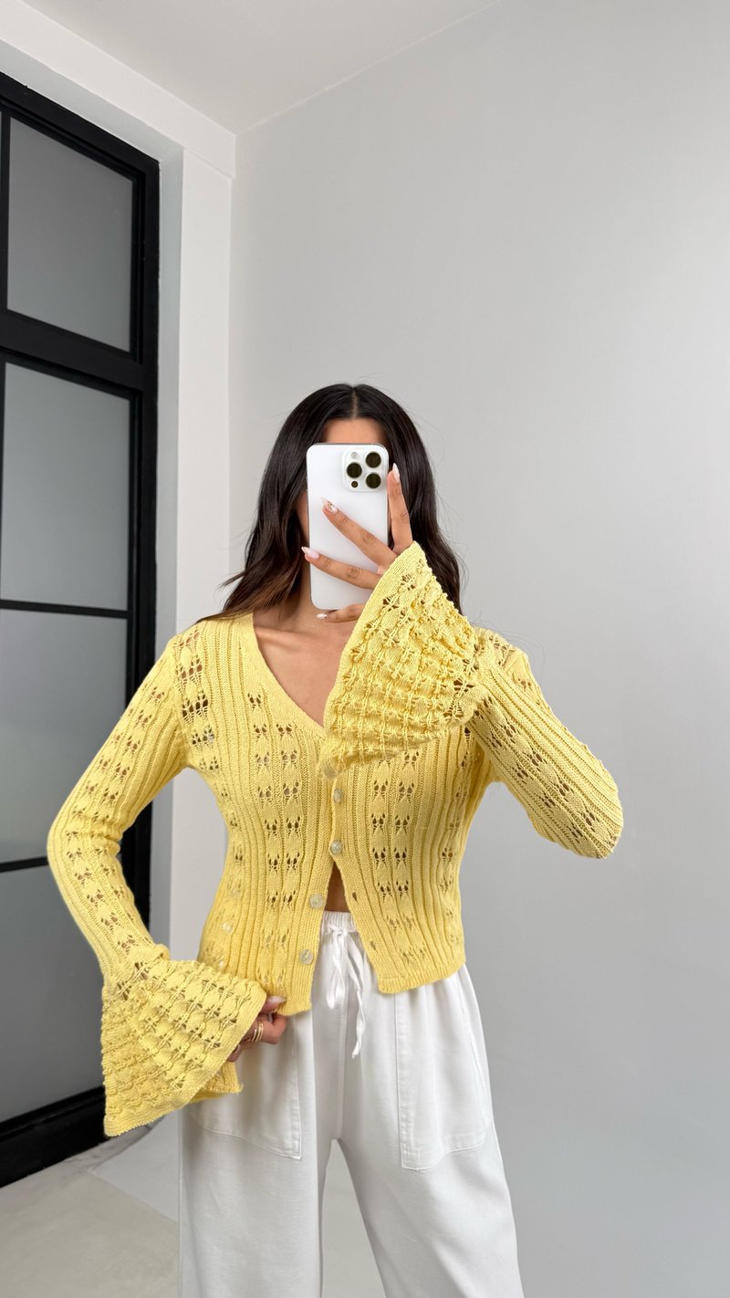 Sarı Kolu Volanlı Triko Hırka GAUS-0081