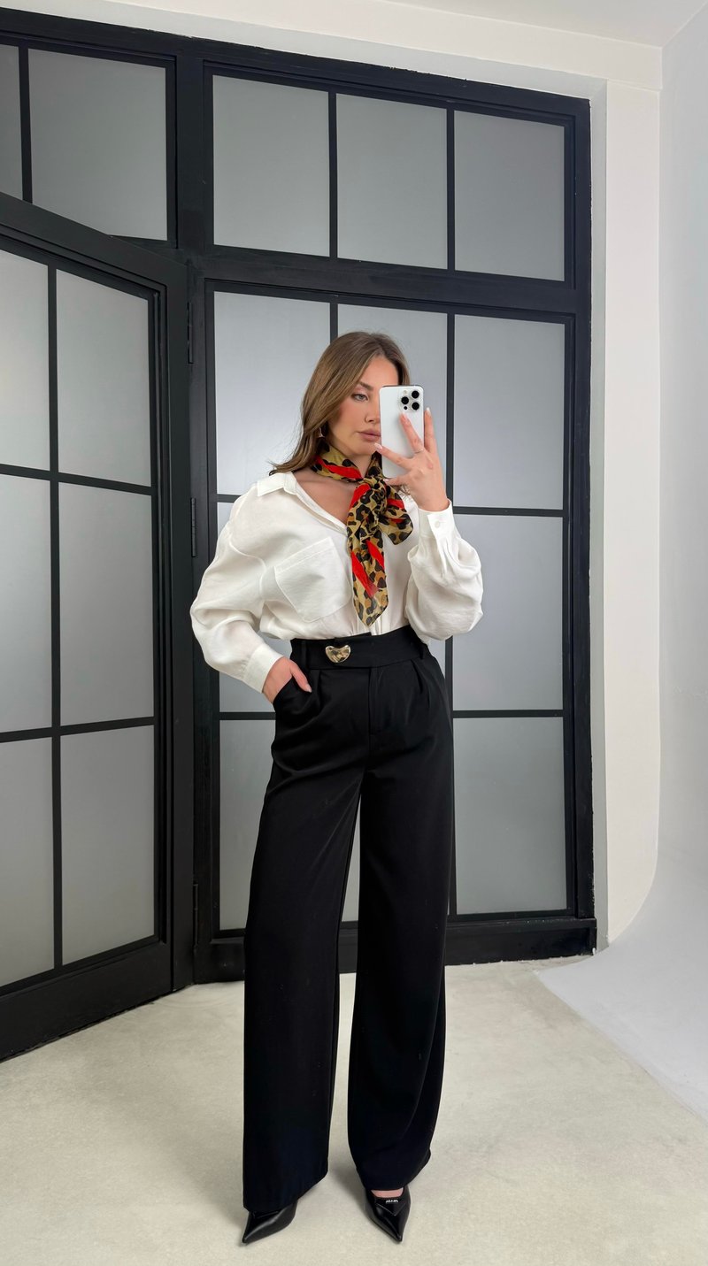 Siyah Gold Toka Detaylı Pantolon GAUS-01168