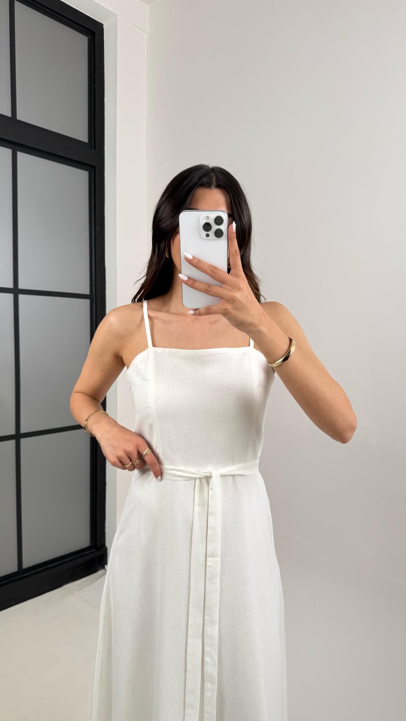 Beyaz Ayarlanabilir Askılı Kuşaklı Basic Keten Elbise Gaus00387