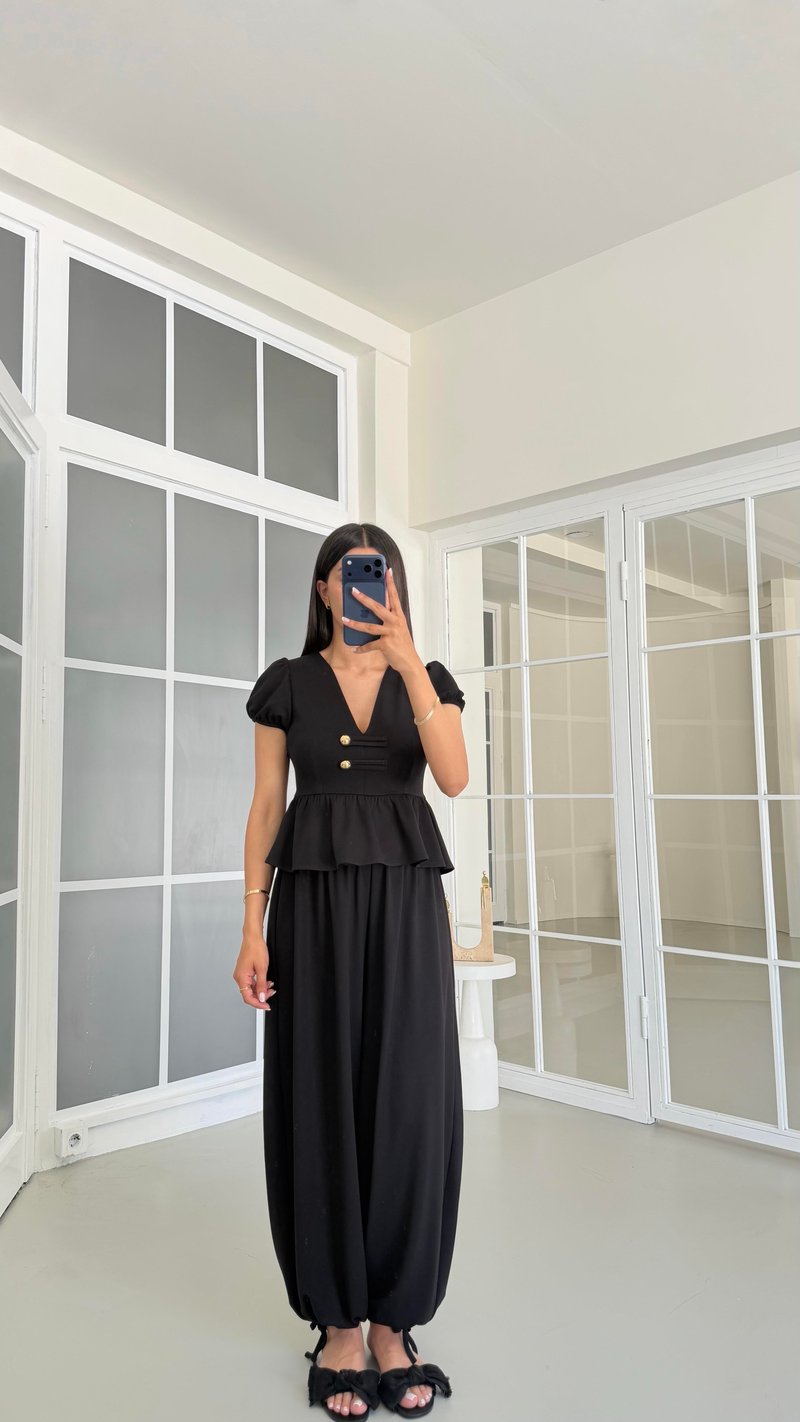 Siyah Gold Düğme Detaylı Peplum Bluz Beli Lastikli Şalvar Pantolon İkili Modal Takım GAUS-01673