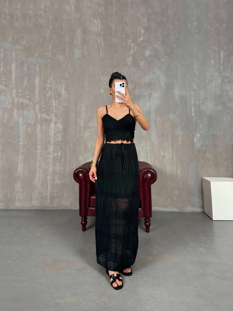 Black Half Lined Counterpart Skirt Gaus00119